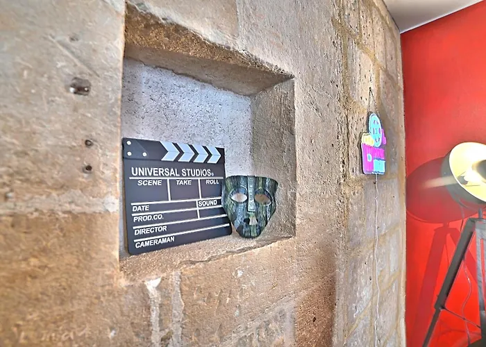 Olympia - Terrasse, Parking Gratuit, Thème Cinéma, Coeur De Ville, Rez De Chaussée, Fibre, Tv 4k