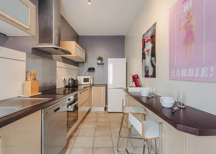 Olympia - Terrasse, Parking Gratuit, Thème Cinéma, Coeur De Ville, Rez De Chaussée, Fibre, Tv 4k Appartement