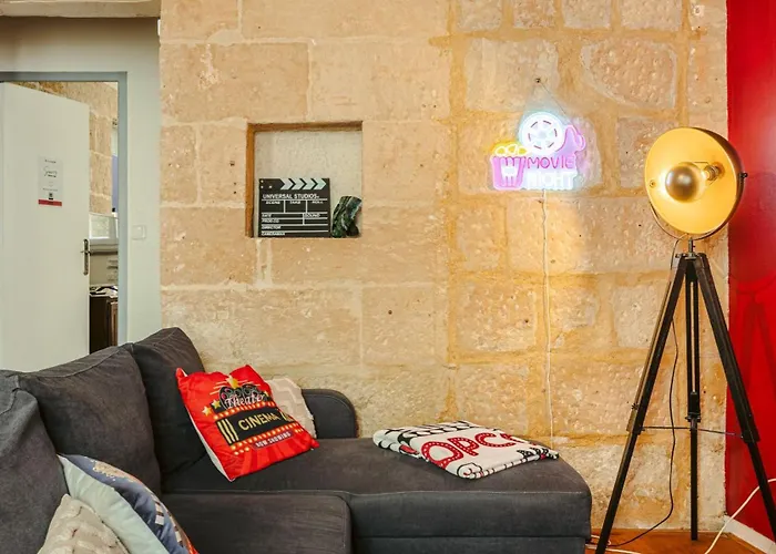 Olympia - Terrasse, Parking Gratuit, Thème Cinéma, Coeur De Ville, Rez De Chaussée, Fibre, Tv 4k Appartement *